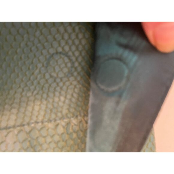 Jessica McClintock Faux Snakeskin Clutch Purse Magnetic Snap Shoulder Strap - Picture 8 of 11